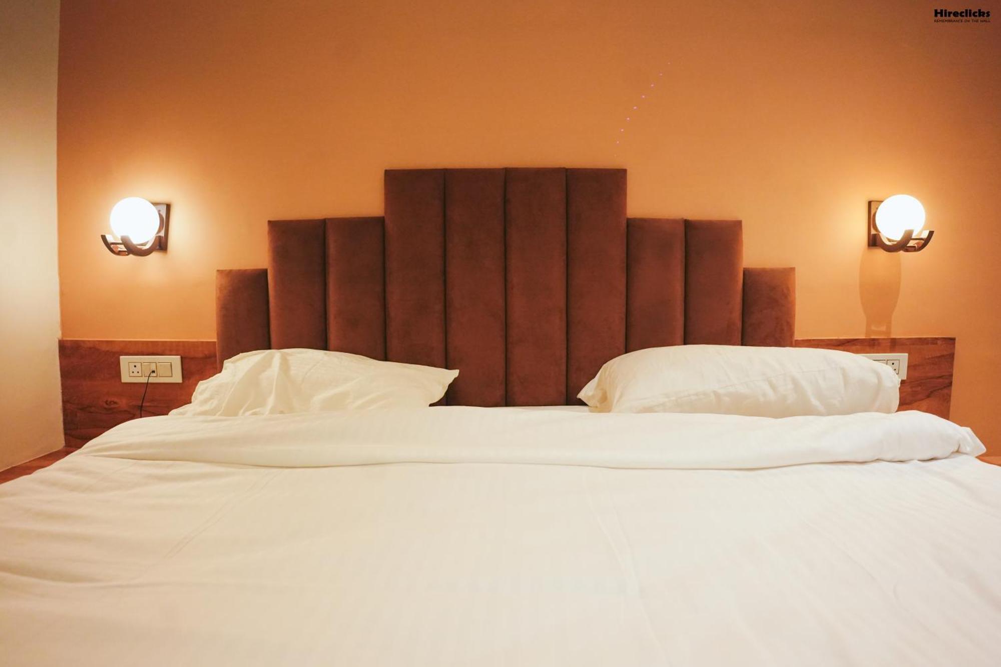 The Krati Resort And Convention Centre Bareilly Esterno foto